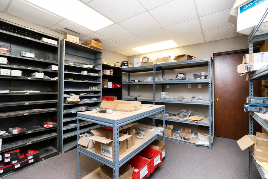 More Photos Of 235 Garfield St, Carlisle Warehouse For Sale