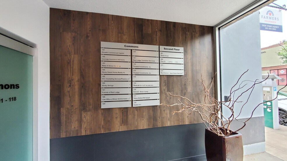 More Photos Of 509-511 Main St, Oregon City Loft Creative Space For Sale