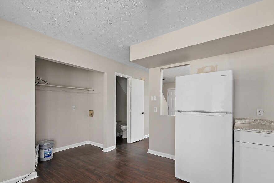 More Photos Of 117 Bradford Dr, Paris Apartments For Sale