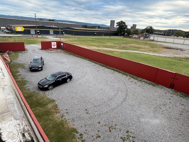 More Photos Of 401 S Cedar Ave, South Pittsburg Industrial For Sale