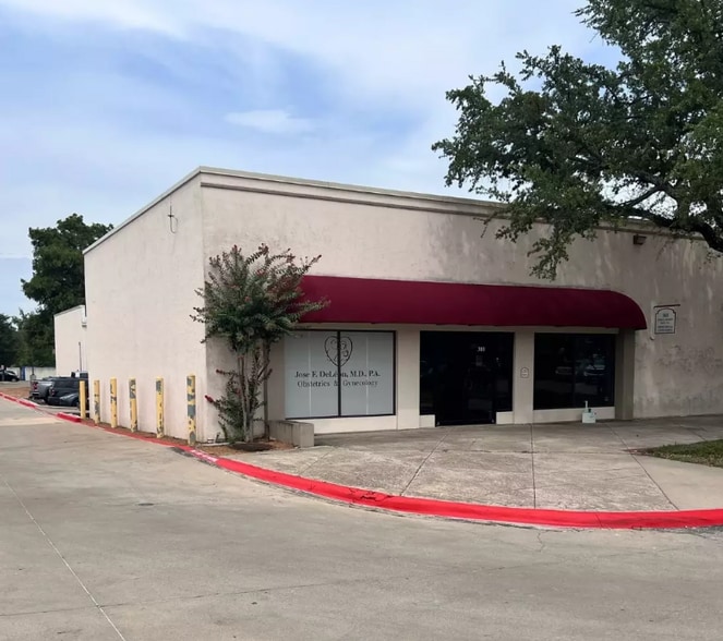 More Photos Of 3501 N Macarthur Blvd, Irving Medical For Sale