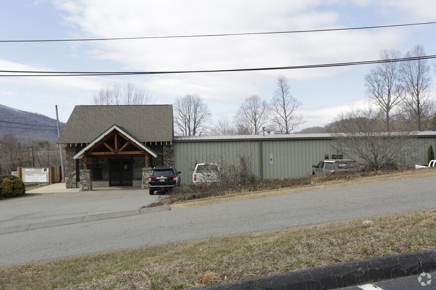 More Photos Of 2130 US Highway 70, Swannanoa Coworking Space