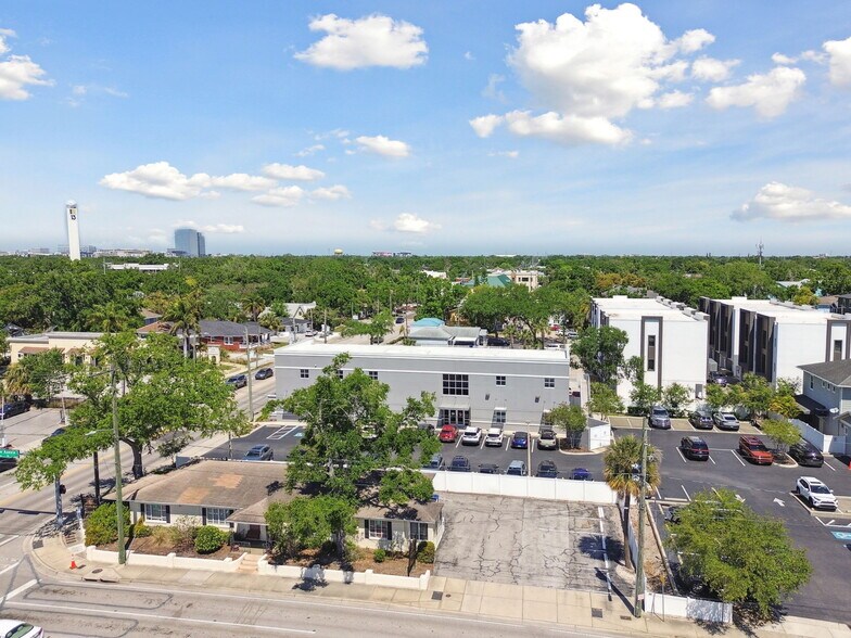 More Photos Of 3019 W Azeele St, Tampa Loft Creative Space For Sale