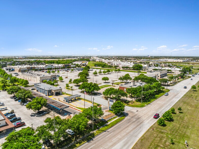 More Photos Of , Pasadena Unknown For Sale