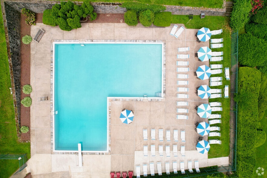 More Photos Of 1062 E Lancaster Ave, Bryn Mawr Apartments For Lease