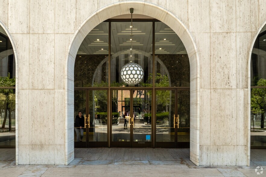 More Photos Of 3701 Wilshire Blvd, Los Angeles Unknown For Lease