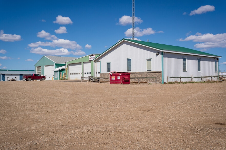 More Photos Of 310 Williams Industrial Dr, Neilburg Industrial For Sale