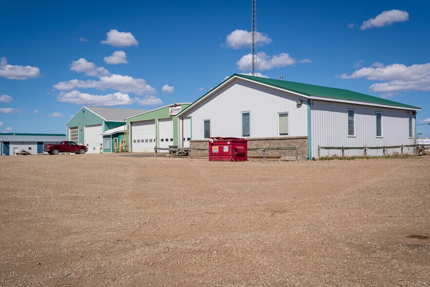 More Photos Of 310 Williams Industrial Dr, Neilburg Service For Sale