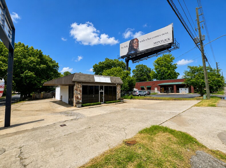 More Photos Of 2503 Manchester Expy, Columbus Freestanding For Lease