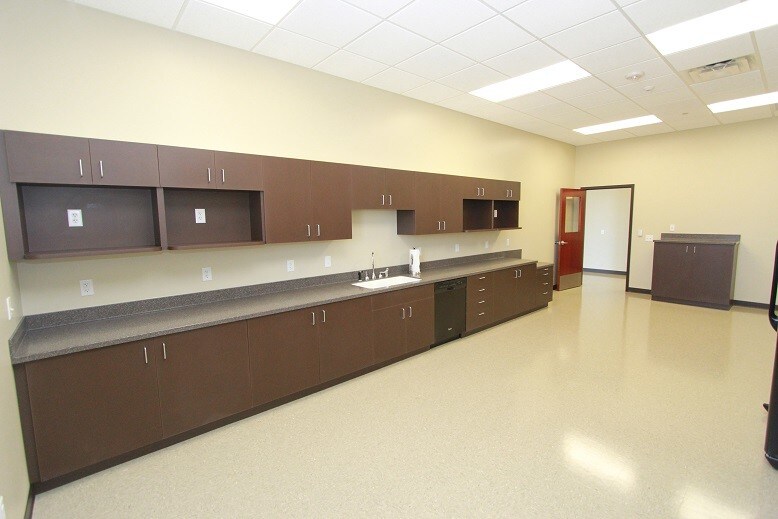 More Photos Of 1914 Wright St, Madison Flex For Lease