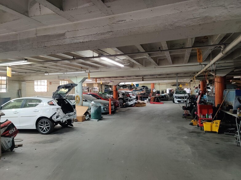 More Photos Of 715 Witmer St, Los Angeles Auto Repair For Sale