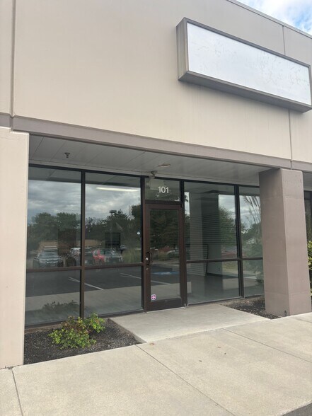 Primary Photo Of 9165 Chinden Blvd, Garden City Freestanding For Lease