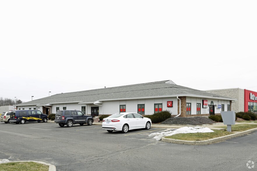More Photos Of 1810 W Washington St, Greenville Office For Sale