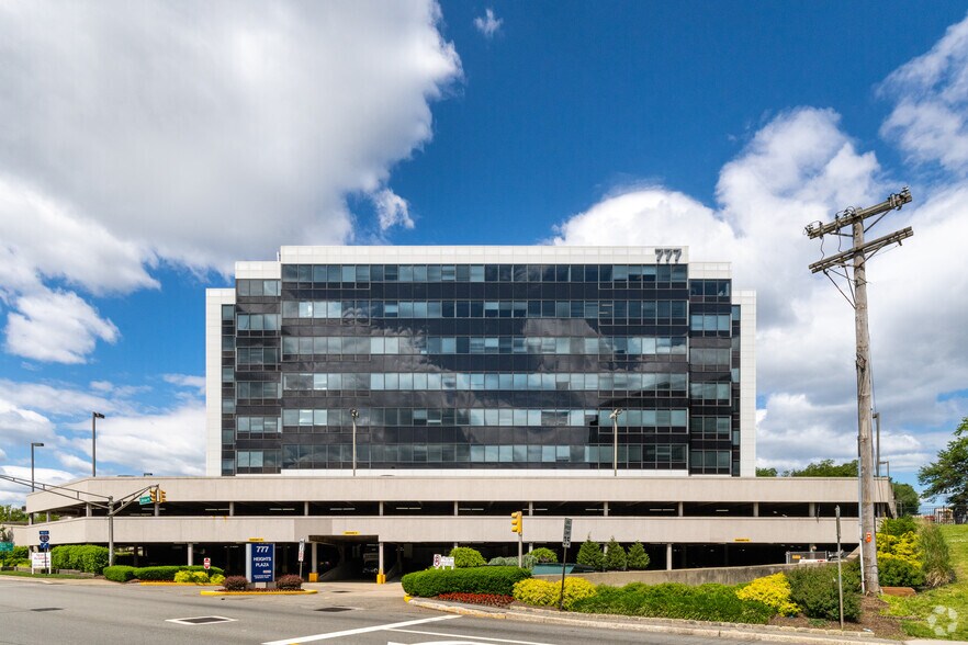 More Photos Of 777 Terrace Ave, Hasbrouck Heights Office For Lease