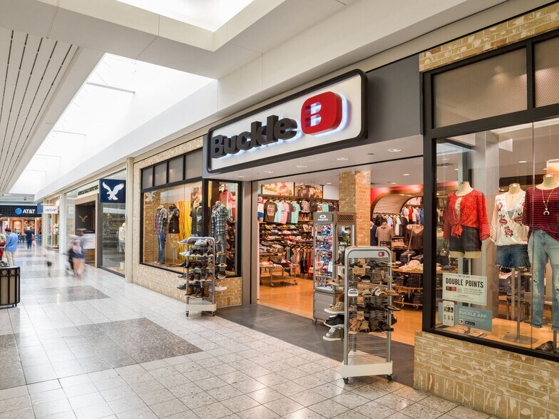 More Photos Of 2300 Bernadette Dr, Columbia Unknown For Lease