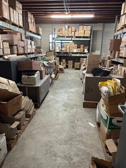 More Photos Of 4223 W Jefferson Blvd, Los Angeles Manufacturing For Lease