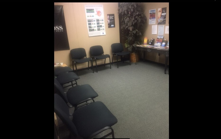 More Photos Of 8277 Market St, Youngstown Freestanding For Sale