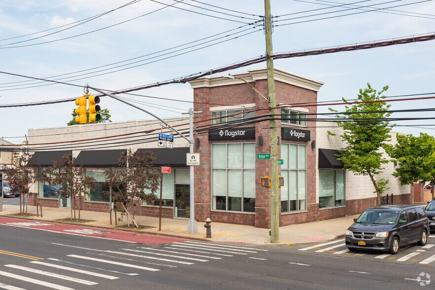 Primary Photo Of 2066 Hylan Blvd, Staten Island General Retail For Sale
