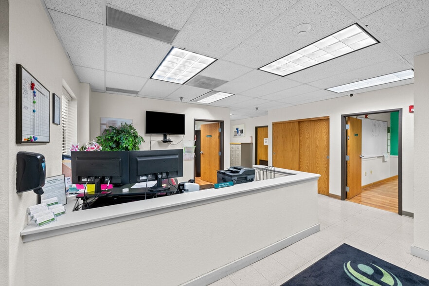 More Photos Of 5861 N Tennyson St, Arvada Warehouse For Sale