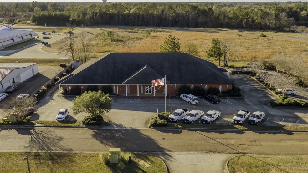 More Photos Of 1395 Johnny Johnson Dr, Brookhaven Office For Sale