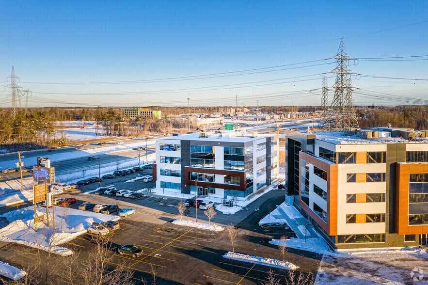 More Photos Of 11700 Rue de l'Avenir, Mirabel Office For Sale