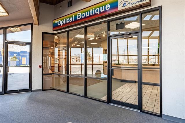 More Photos Of 34 SE Main St, Blackfoot Office For Sale