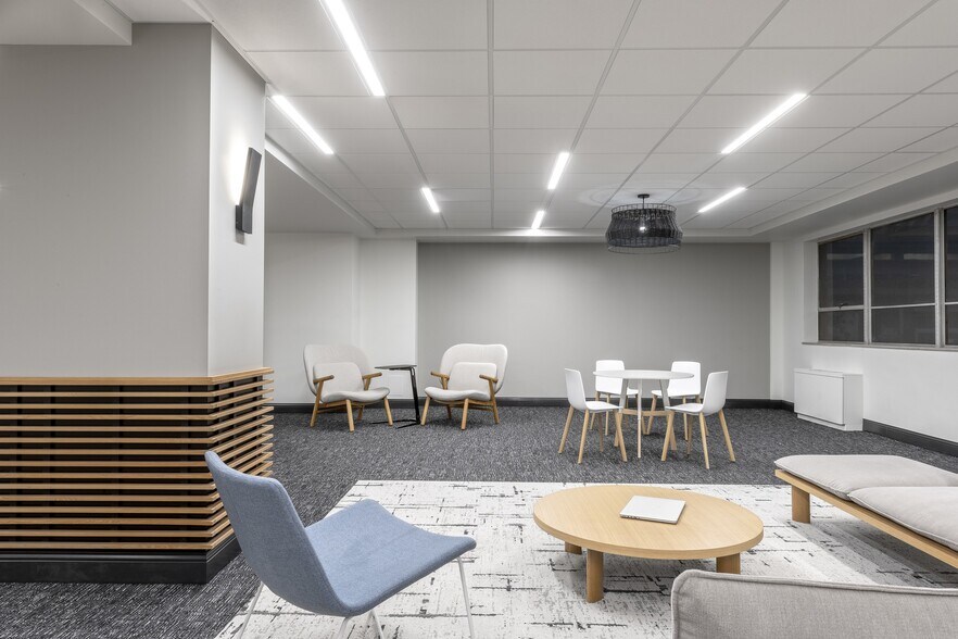 More Photos Of 225-235 S Meramec Ave, Clayton Office For Lease