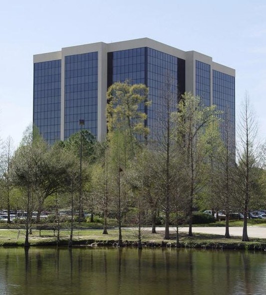 More Photos Of 8550 United Plaza Blvd, Baton Rouge Office For Lease
