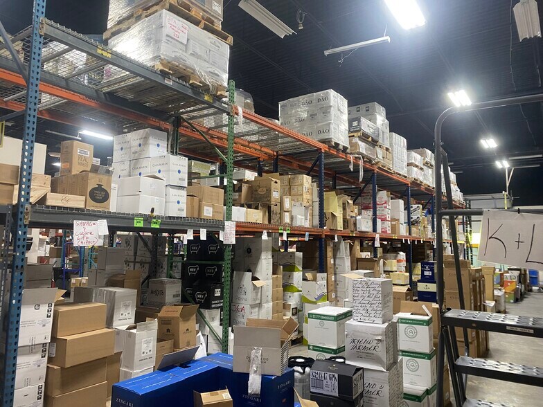 More Photos Of 3137 Chestnut Dr, Atlanta Distribution For Lease