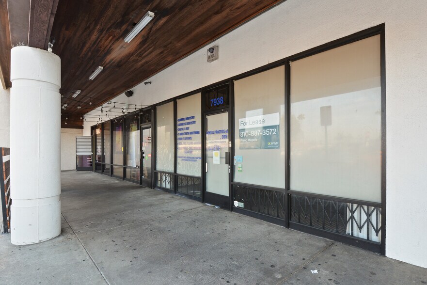 More Photos Of 7932-7942 Valley View St, Buena Park General Retail For Lease