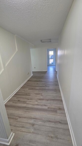 More Photos Of 466 E Miracle Strip Pky, Mary Esther Office For Sale