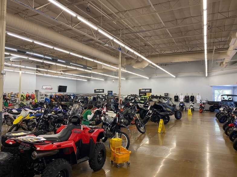 More Photos Of 10781 N Frank Lloyd Wright Blvd, Scottsdale General Retail For Sale