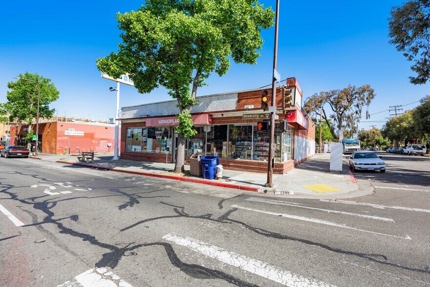 More Photos Of 1399 University Ave, Berkeley General Retail For Sale