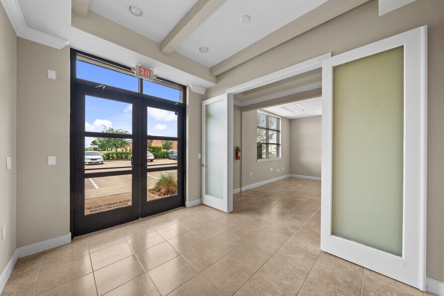 More Photos Of 8118 Fry Rd, Cypress Unknown For Lease