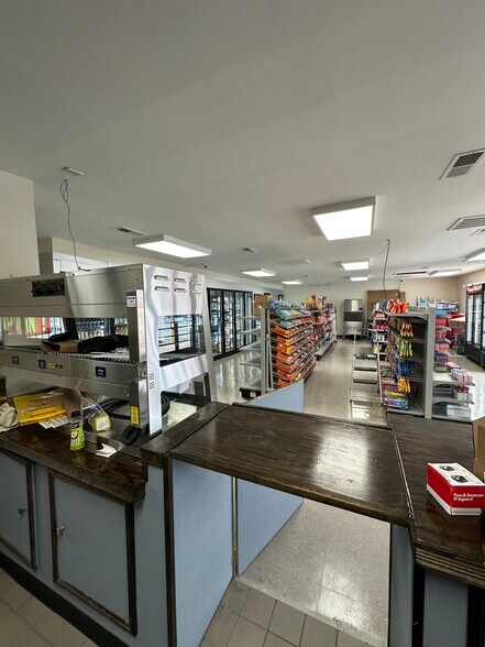 More Photos Of 8931 Us-52, Wadesboro General Retail For Sale