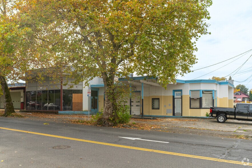 More Photos Of 1500-1502 Washington St, Vancouver Light Distribution For Lease