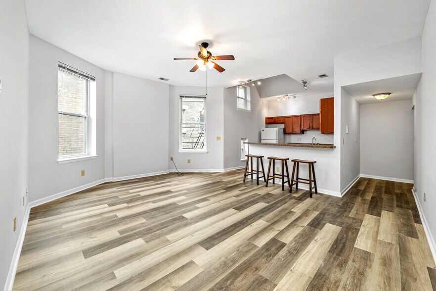 More Photos Of 3213 Vine St, Cincinnati Apartments For Sale