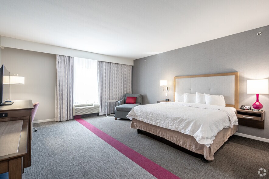 More Photos Of 2250 N Glenville Dr, Richardson Hotel For Sale