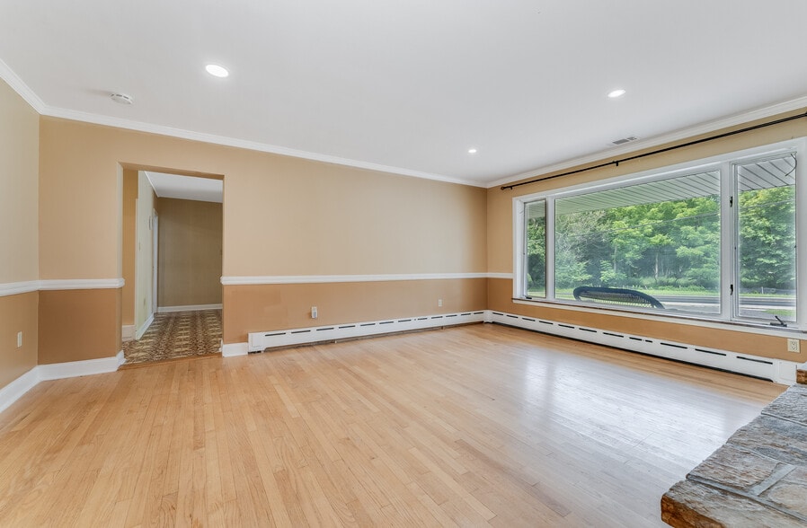 More Photos Of 2431 Route 57 East, Washington Office Residential For Sale