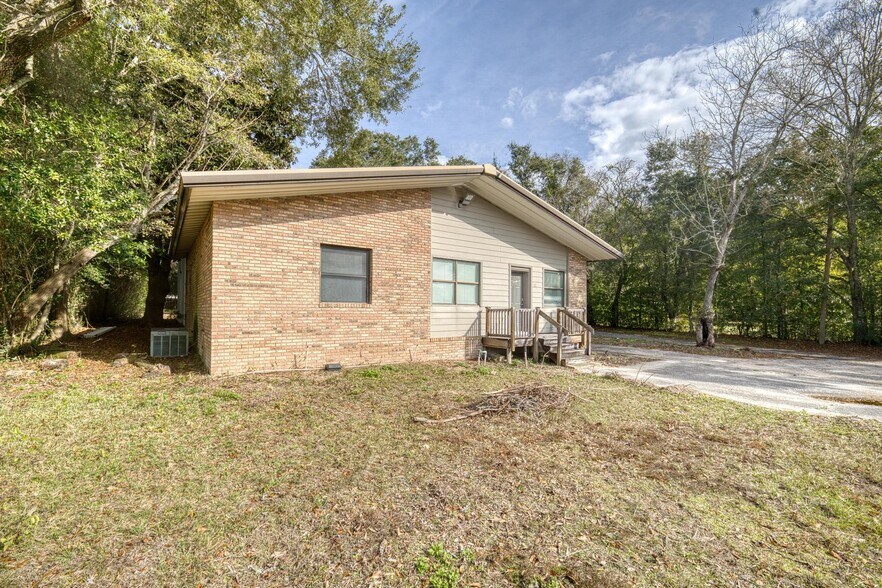 More Photos Of 1014 Creighton Rd, Pensacola Flex For Lease