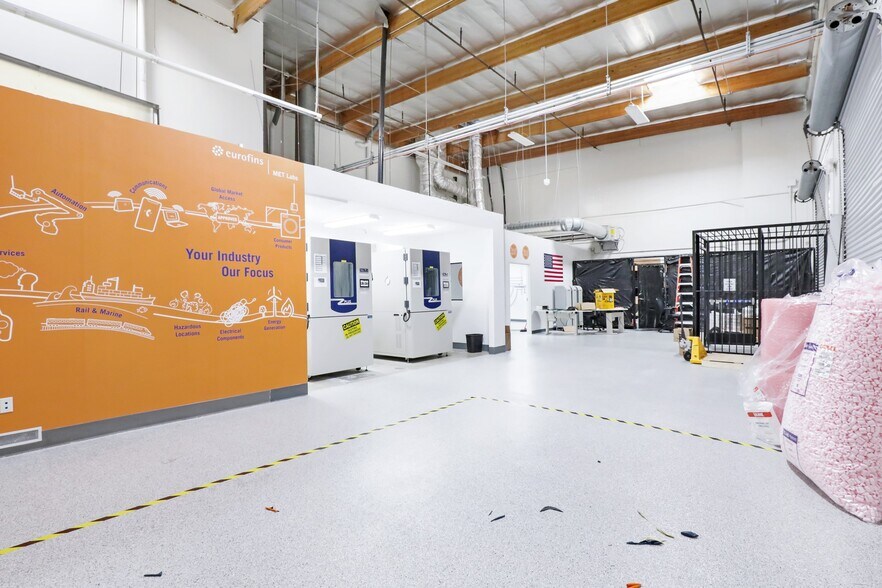 More Photos Of 32 Mauchly, Irvine Manufacturing For Sale