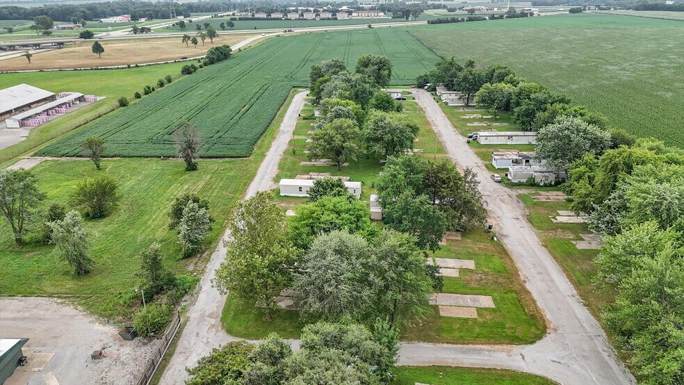 More Photos Of 4808 Paradise Rd, Mattoon Manufactured Housing Mobile Home Park For Sale