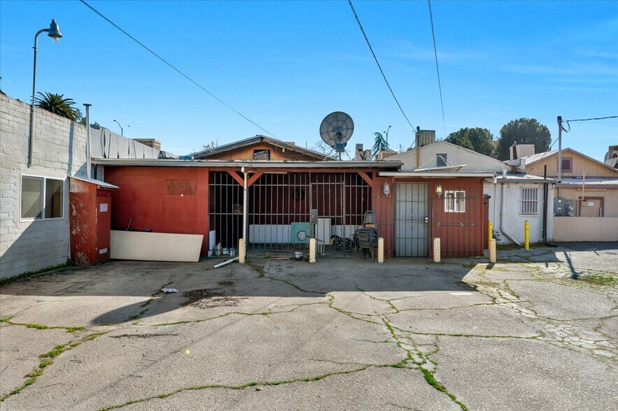 More Photos Of 624 Park Blvd, Orange Cove General Retail For Sale