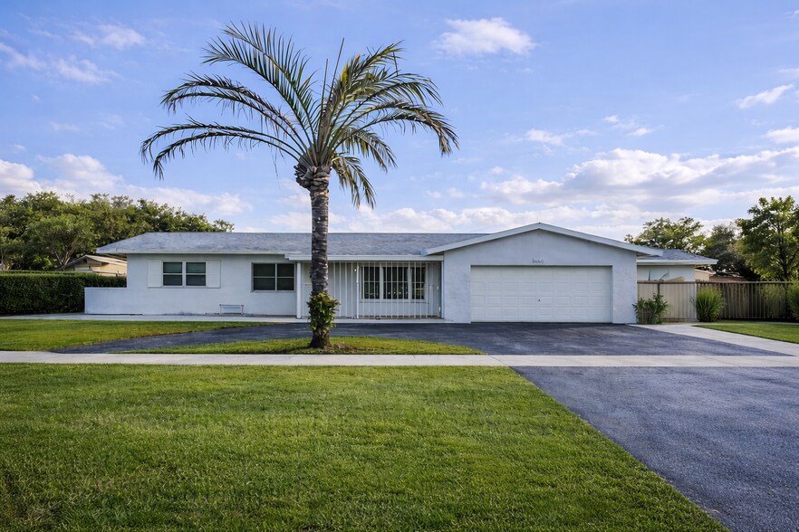 Primary Photo Of 9440 Johnson St, Pembroke Pines Healthcare For Lease