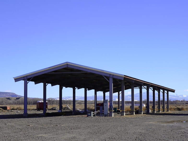 More Photos Of 18668 B50 Rd, Delta Distribution For Lease