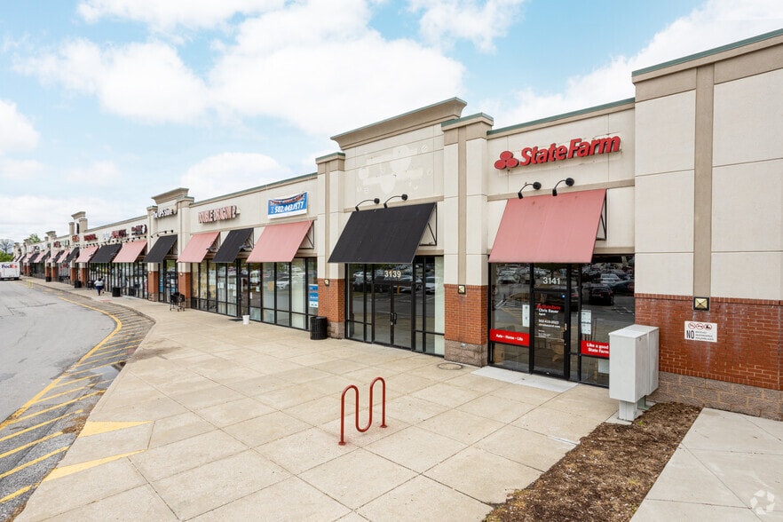 Primary Photo Of 3109-3141 S 2nd St, Louisville Storefront For Lease