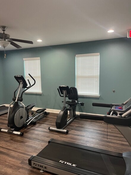 More Photos Of 500 Mendel Ave, Thomson Apartments For Sale