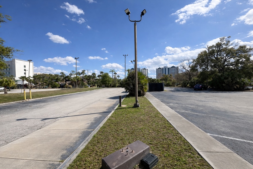 More Photos Of 6320 International Dr, Orlando Fast Food For Lease