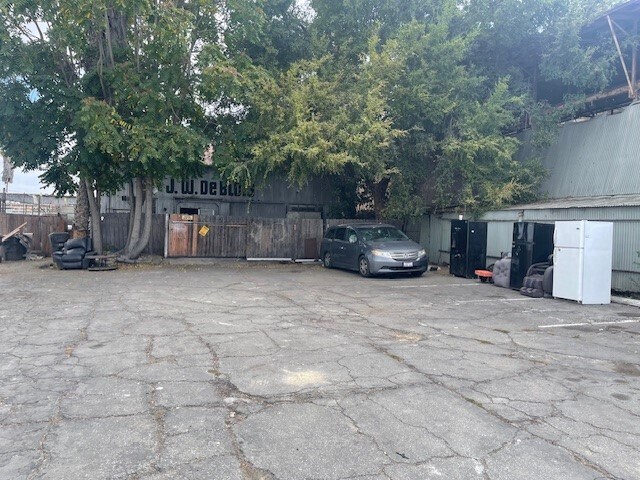 More Photos Of 5708 Cherry Ave, Long Beach Storefront Retail Residential For Sale