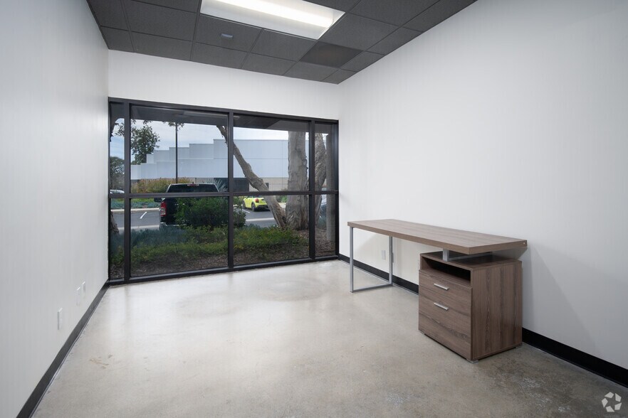 More Photos Of 2292 Faraday Ave, Carlsbad Research And Development For Sale